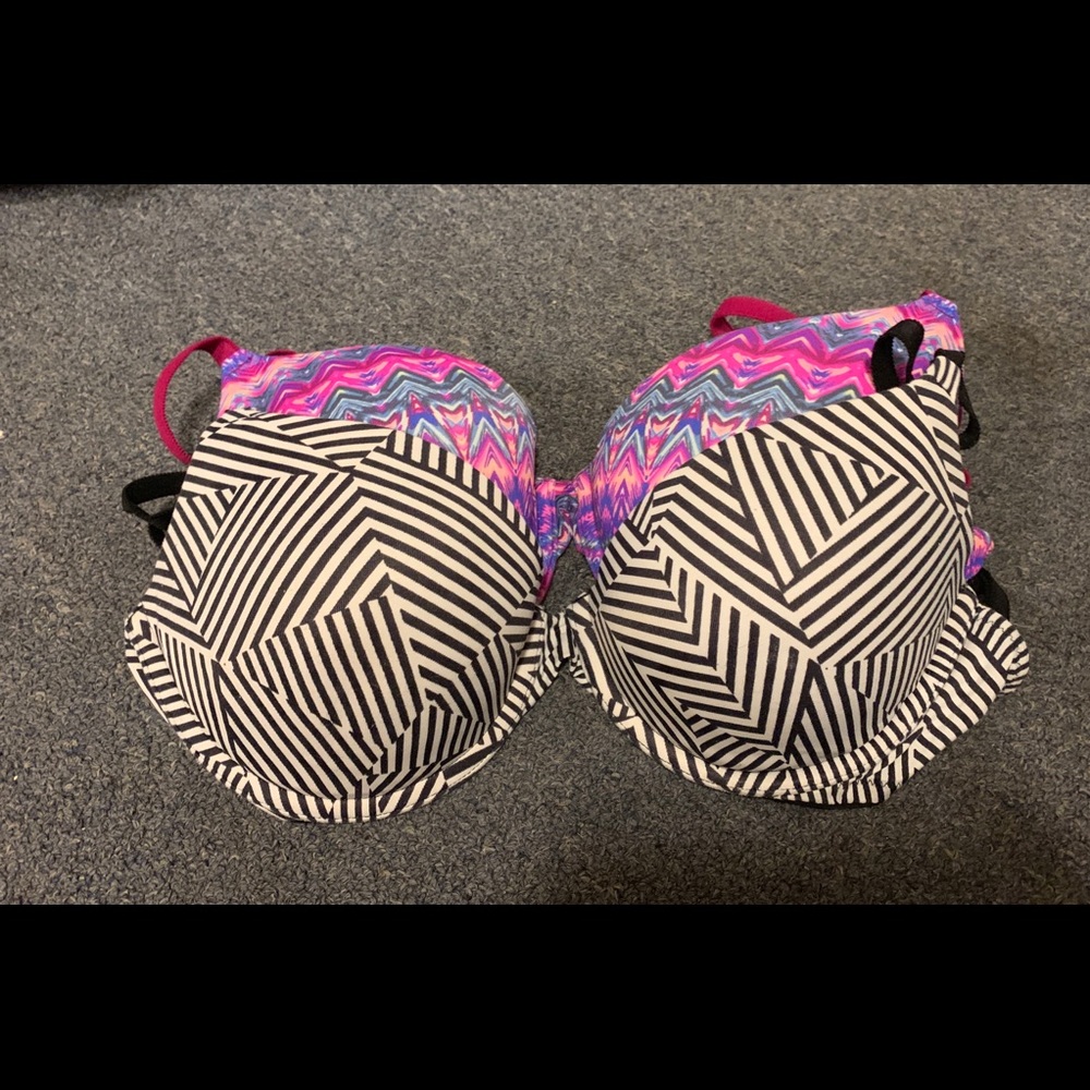 Set of 2 Victoria’s Secret PINK 34D Push Up
